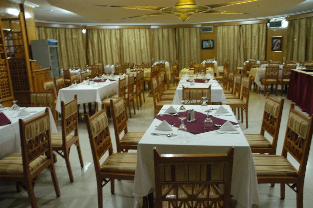 Nefertari Hotel Abu Simble Abu Szimbel Kültér fotó